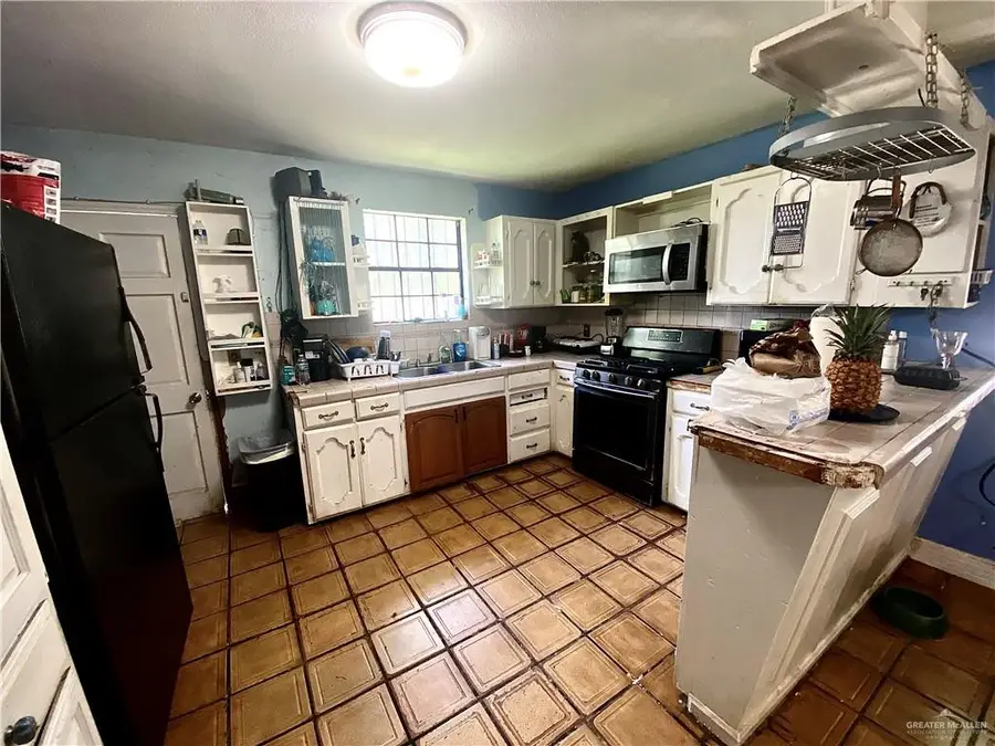 1504 N Pennsylvania Street, Alton, TX 78573 - Image #3