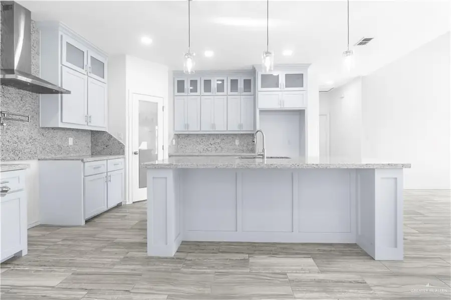 3804 Crimson Avenue, Mission, TX 78574 - #3