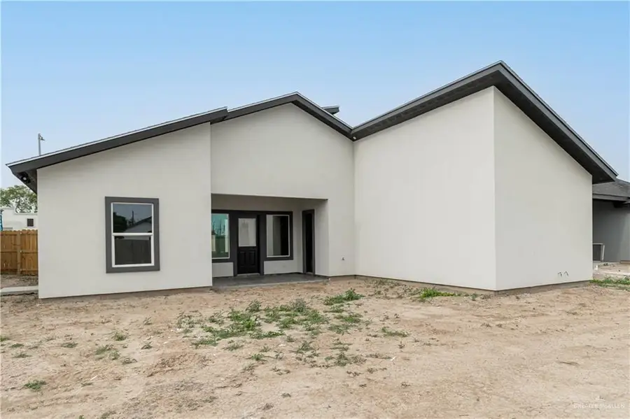 611 Tower Oak Drive, Alamo, TX 78516 - Image #2