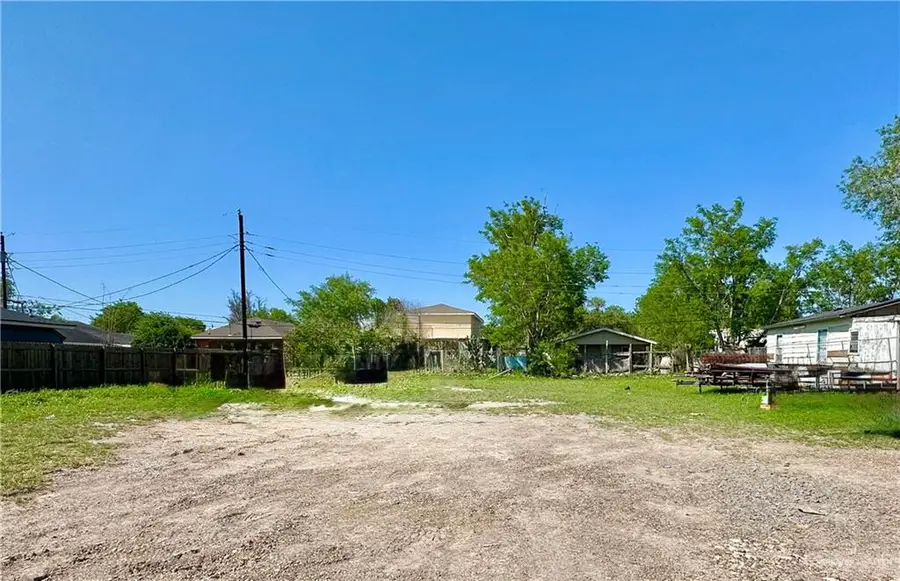 345 E Darlene Drive, Pharr, TX 78577 - Image #2