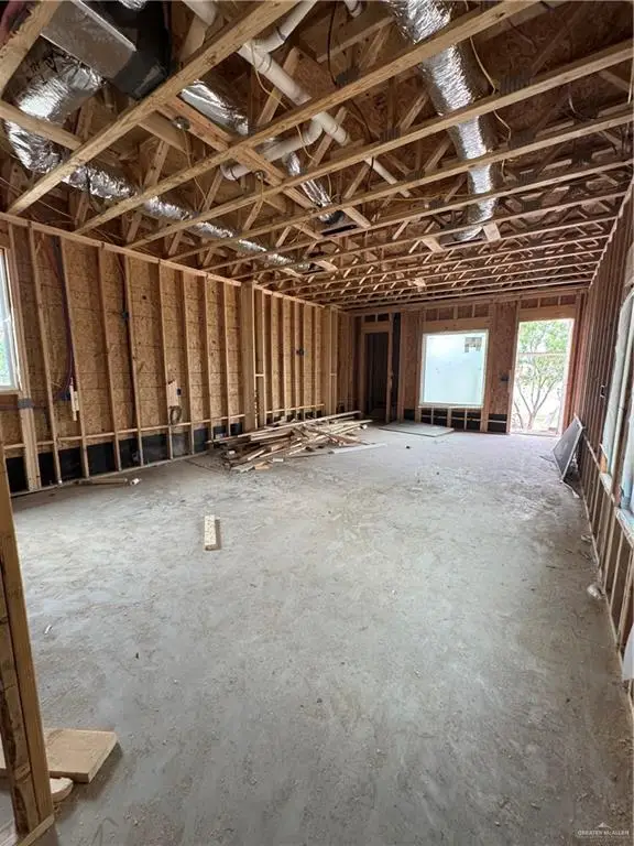 1105 S 19 1/2 Street, McAllen, TX 78501 - Image #2