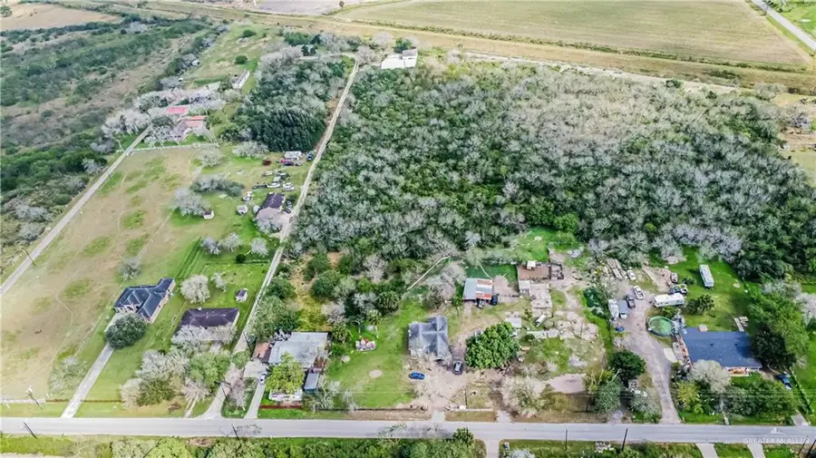 1134 S Browne Avenue, Brownsville, TX 78521 - Image #2