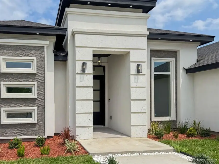 8014 N 48th Avenue, McAllen, TX 78504 - #3