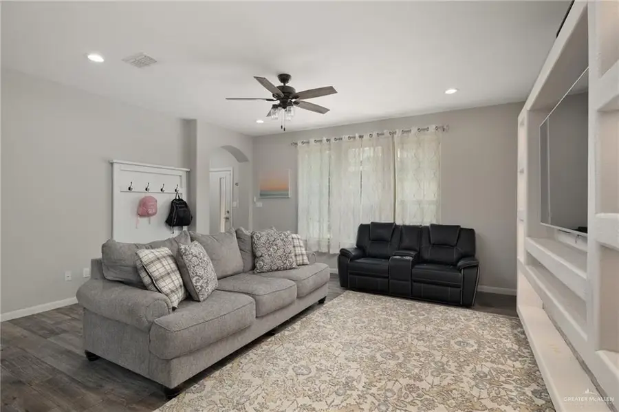 5116 Escondido Pass, McAllen, TX 78504 - Image #3