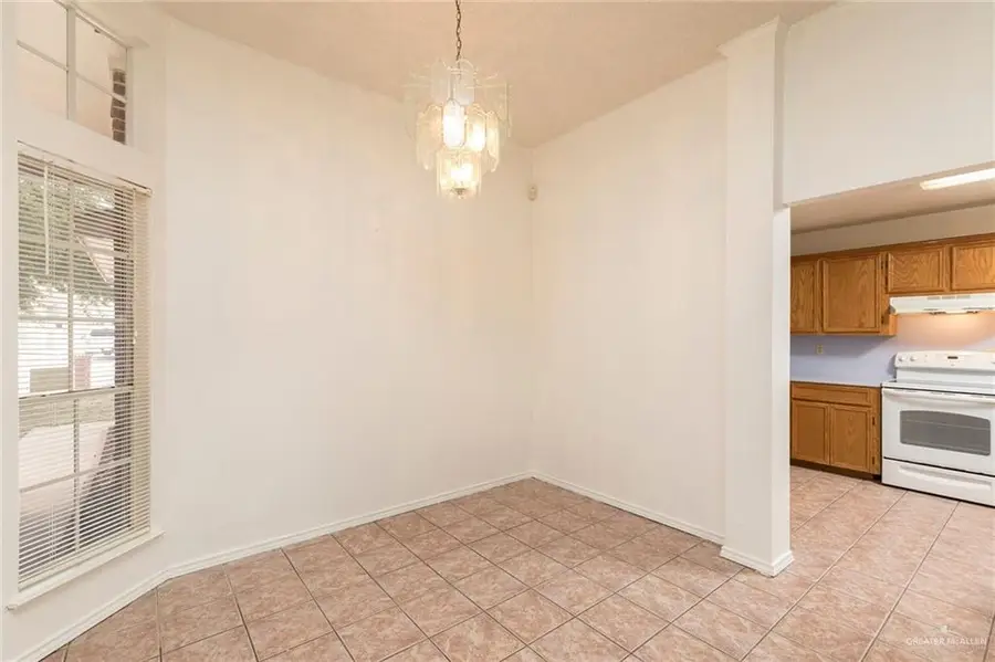 2109 E 28th Street, Mission, TX 78574 - #3