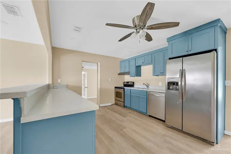 209 E 11th Street, San Juan, TX 78589 - Image #3