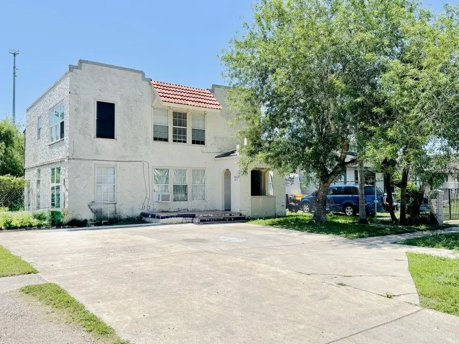 418 E Madison Avenue, Harlingen, TX 78550 - Image #2