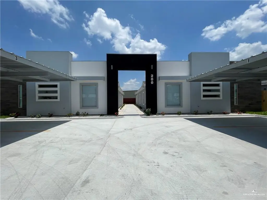 200 W St. Helena Avenue, Edinburg, TX 78541 - #1