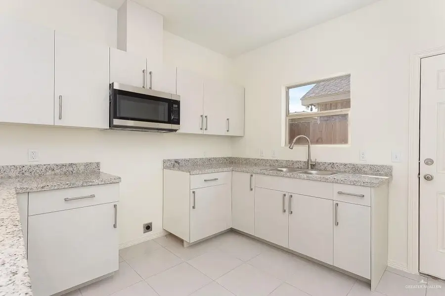 1225 W Garfield Avenue, Mission, TX 78573 - Image #3