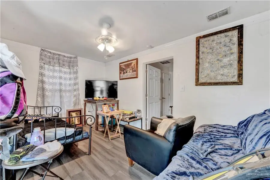 406 S 21st Street, McAllen, TX 78501 - #3
