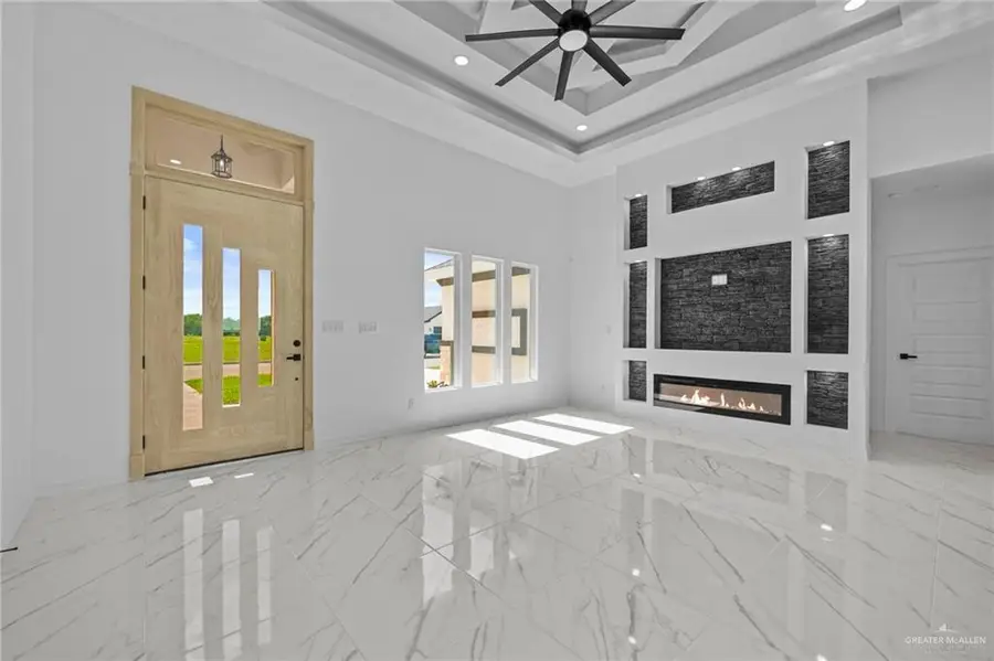 1044 Nina Avenue, Alamo, TX 78516 - Image #3