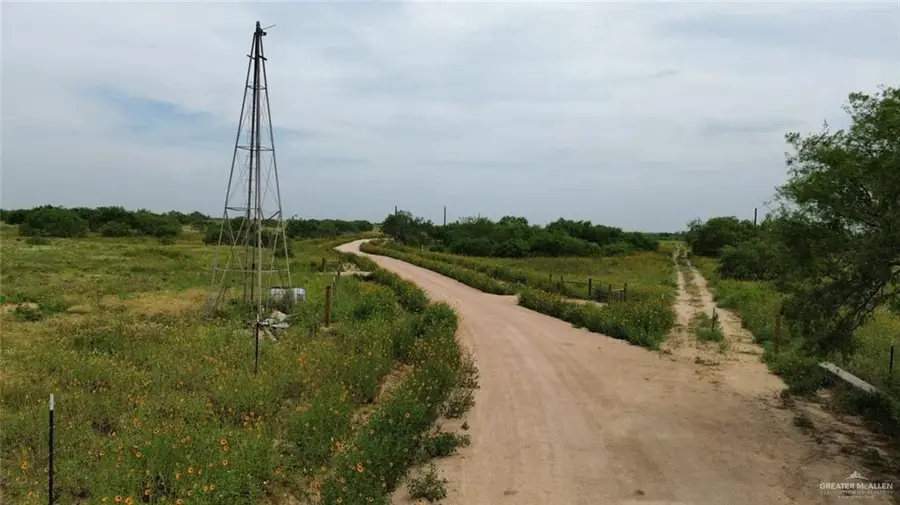 105 Las Primas Road, Encino, TX 78353 - Image #3