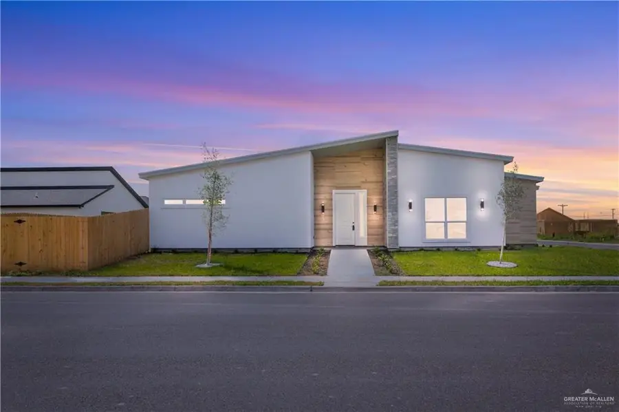 2320 N Gaytan Avenue, Edinburg, TX 78542 - #2