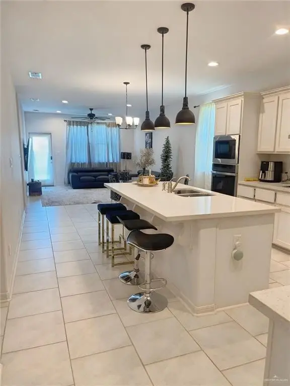 8507 N 33rd Lane N, McAllen, TX 78504 - #2