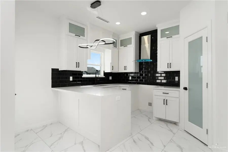 1922 Lime Street, San Juan, TX 78589 - #3