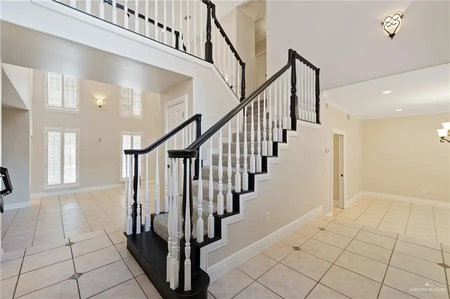 5501 N 1st Lane, McAllen, TX 78504 - Image #3