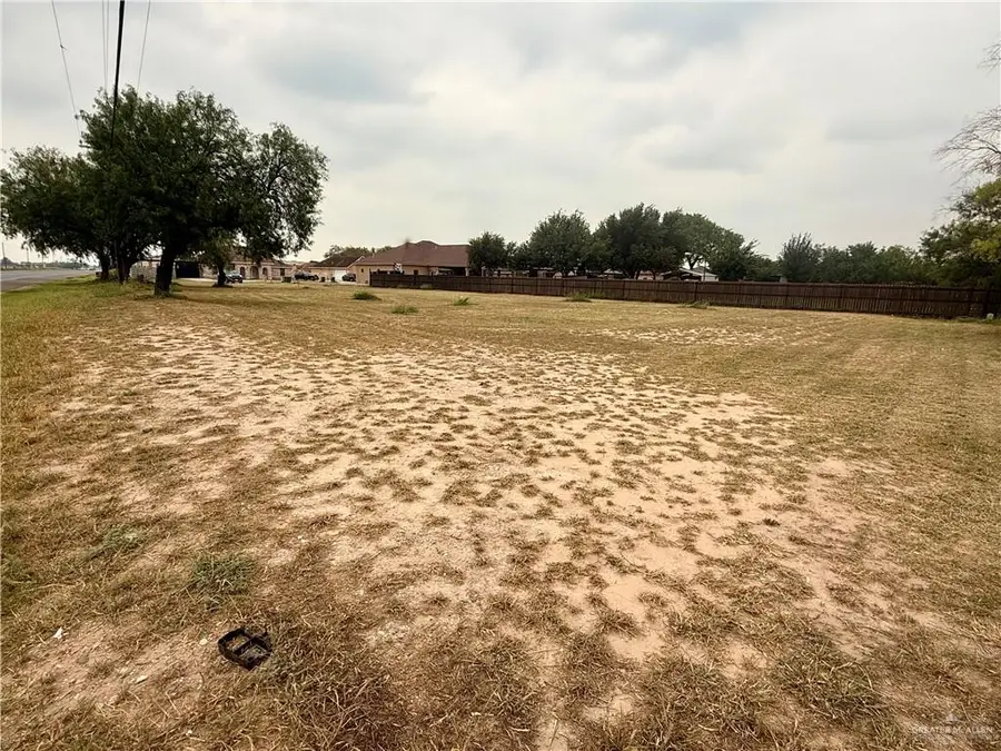 114 Shady Grove Drive, Rio Grande City, TX 78582 - Image #2