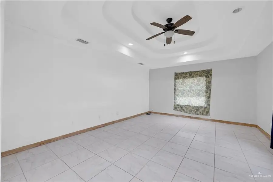 5301 Ingle Road, Edinburg, TX 78542 - #2