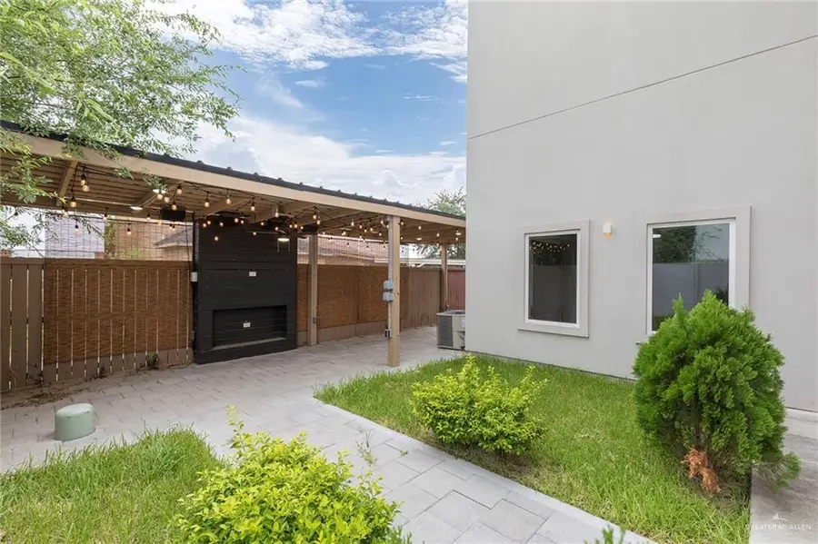 2403 S 42nd Lane, McAllen, TX 78503 - Image #2