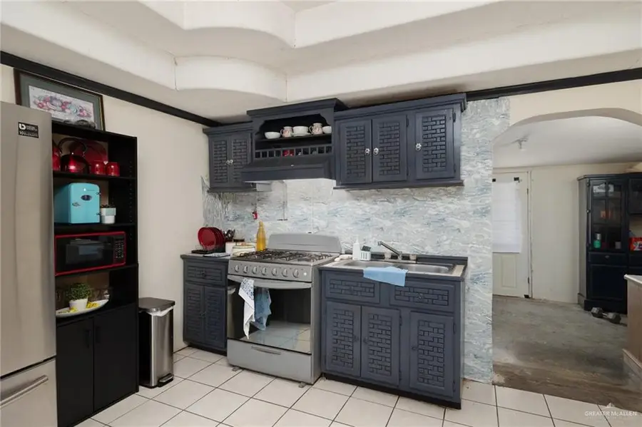 18315 Washington Palm Drive, Penitas, TX 78576 - Image #3