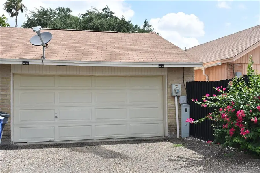 1213 Cardinal Avenue, McAllen, TX 78504 - Image #2