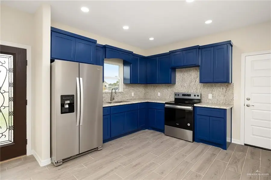 3507 Las Brisas Street, Edinburg, TX 78542 - Image #2