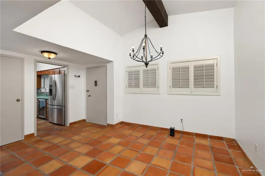 800 E Dallas Avenue #7, McAllen, TX 78501 - Image #2