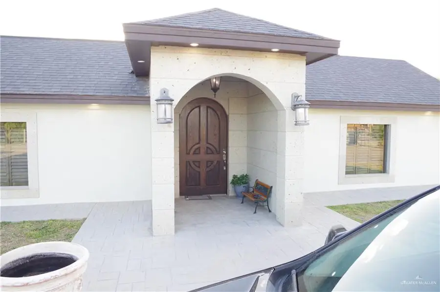 8903 W Mile 3 Road, Penitas, TX 78576 - Image #3