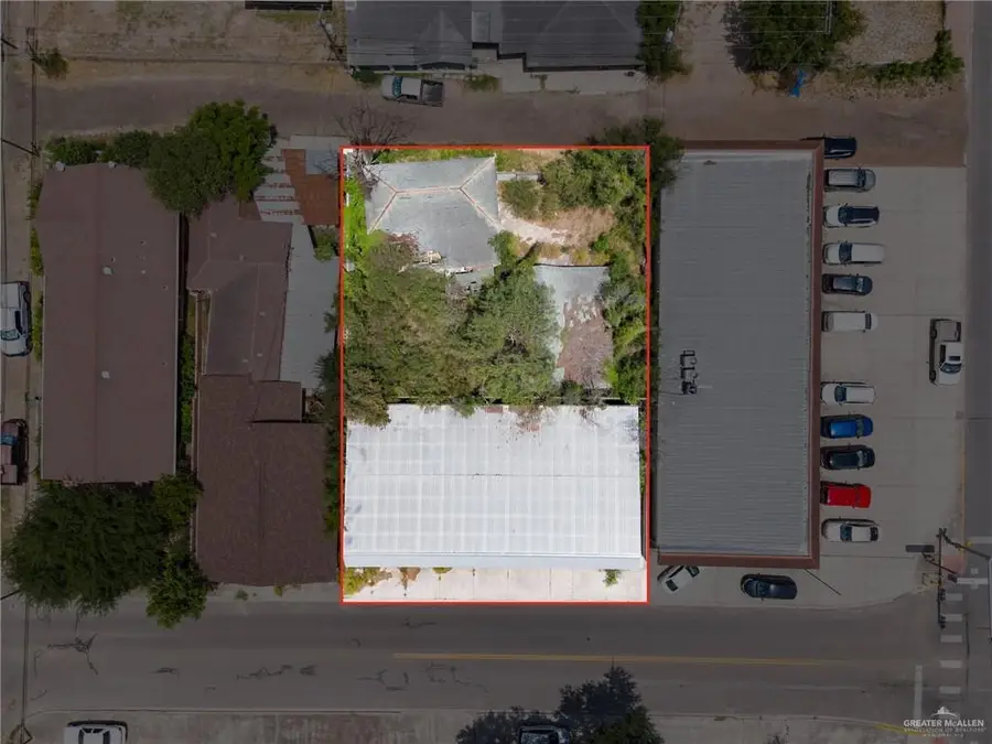 204 W San Antonio Street, Rio Grande City, TX 78582 - Image #2