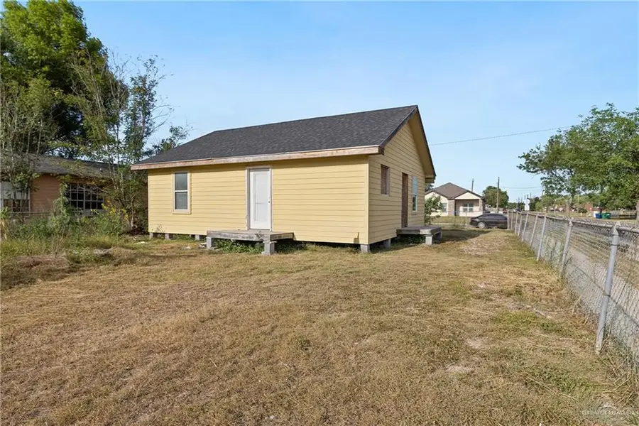 949 S Texas Avenue, Mercedes, TX 78570 - Image #2