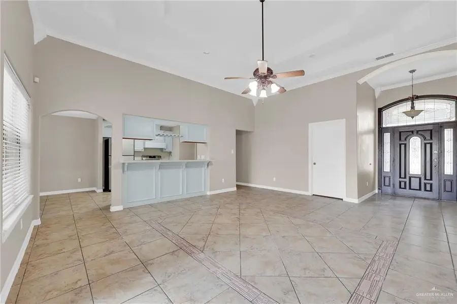 1821 S Petunia Avenue, Weslaco, TX 78596 - #3