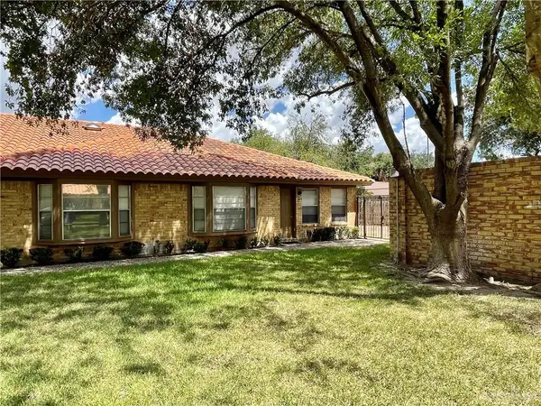 900 E Dallas Avenue #17, McAllen, TX 78501