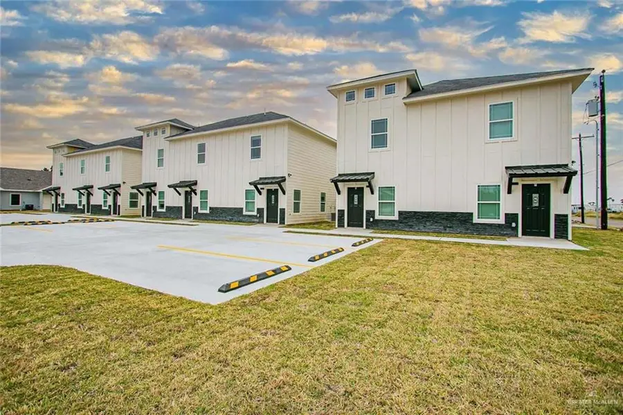 405 Lion's Villa Avenue, La Feria, TX 78559 - Image #3