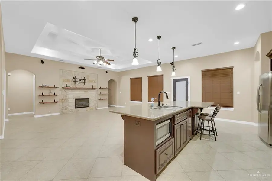 1605 E 30th Street, Mission, TX 78574 - Image #2