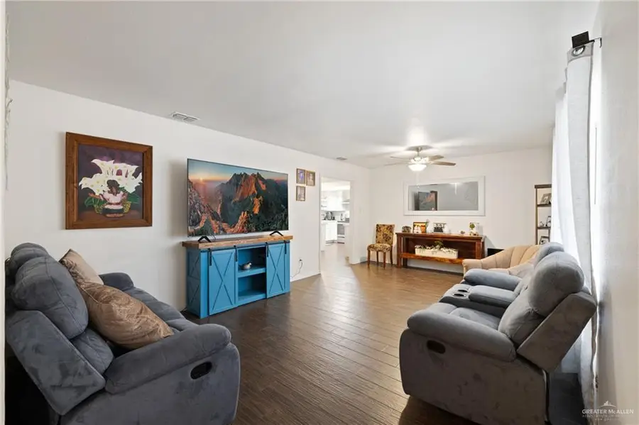 101 W Upas Avenue W, McAllen, TX 78501 - Image #3