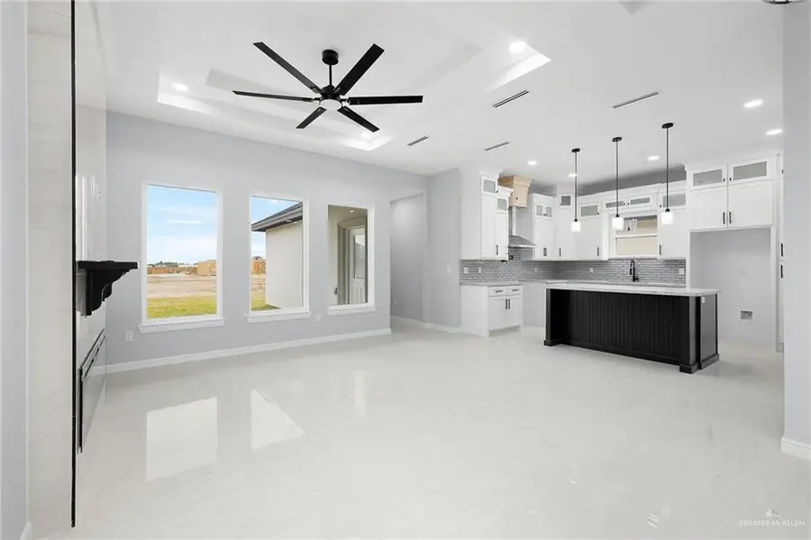 905 Magnolia Street, Mission, TX 78574 - Image #3