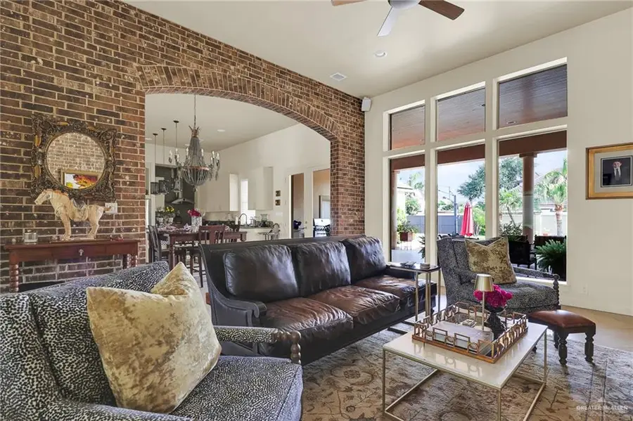 224 E Emory Avenue, McAllen, TX 78504 - #3