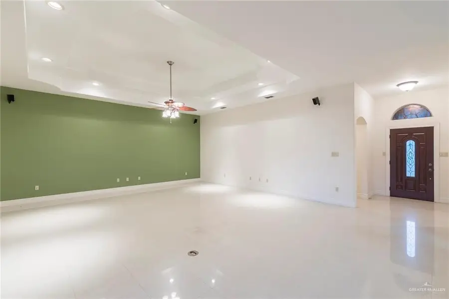 3617 Clubhouse Drive, Edinburg, TX 78542 - Image #2