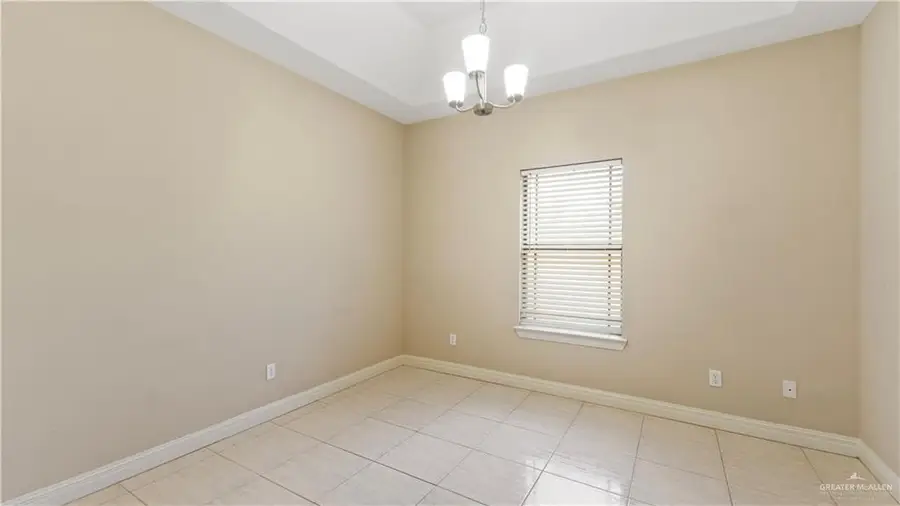 407 E Esperanza Avenue, Mission, TX 78574 - Image #3