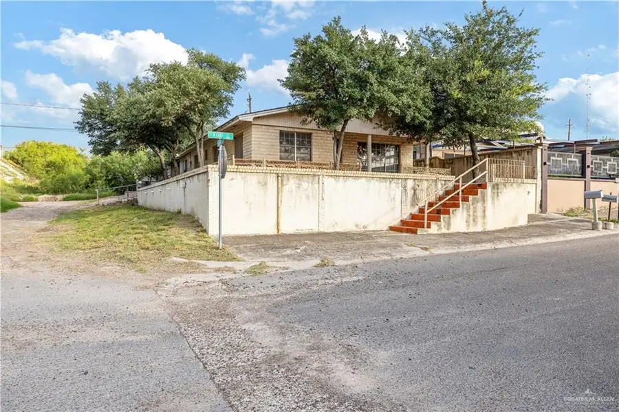 700 N East Street, Rio Grande City, TX 78582 - Image #2