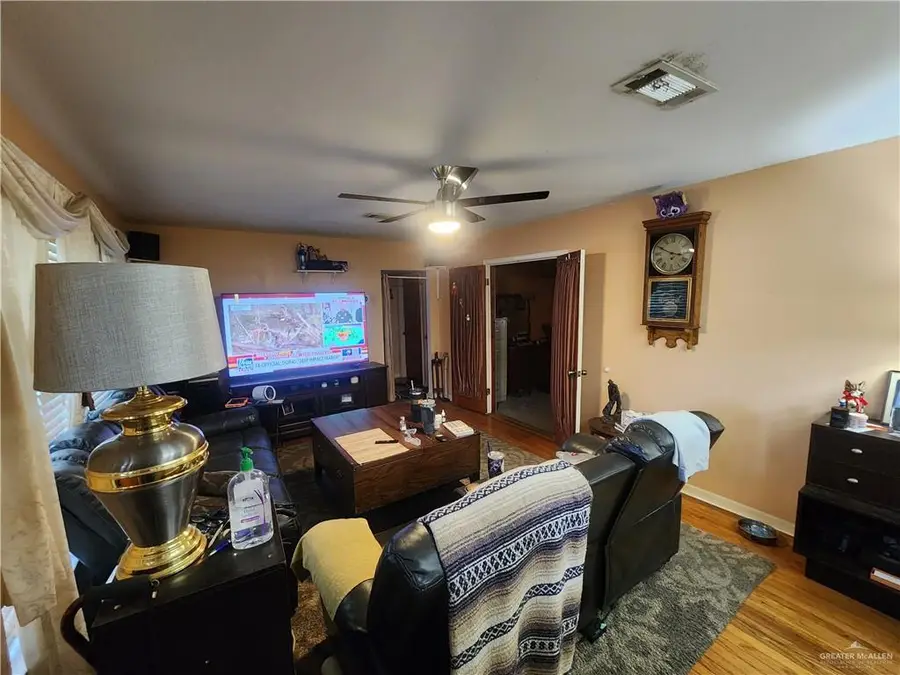 613 W Sycamore Avenue, McAllen, TX 78501 - Image #3