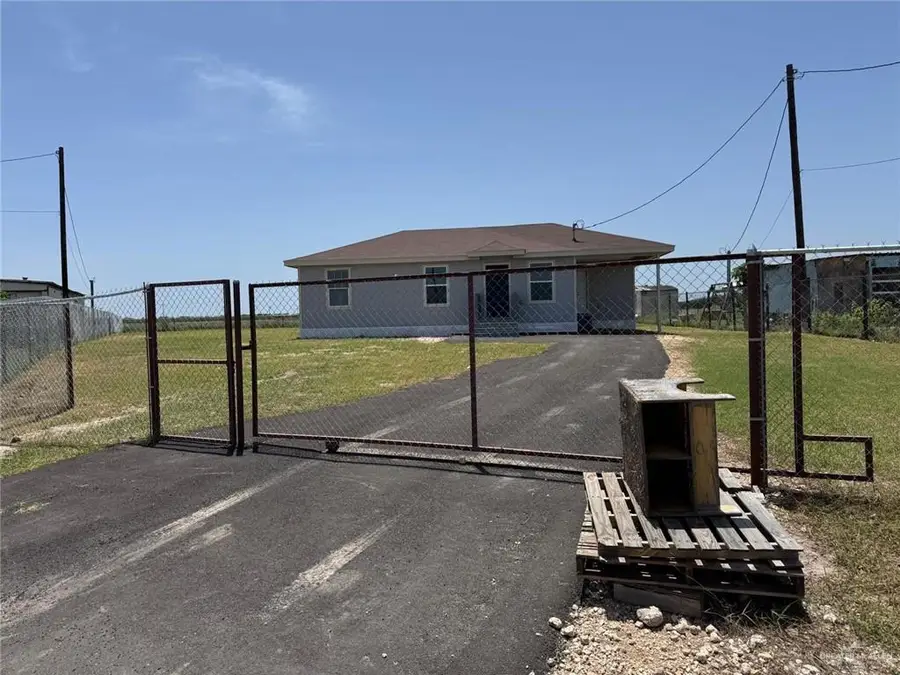 9807 Jaspe, Donna, TX 78537 - Image #2