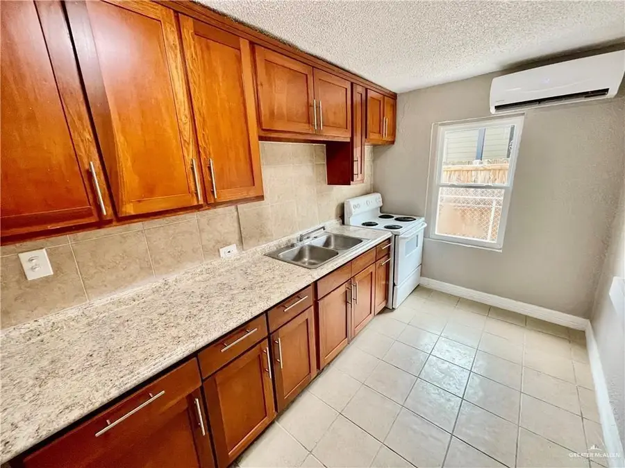 2615 E 32nd Street, Brownsville, TX 78521 - Image #3