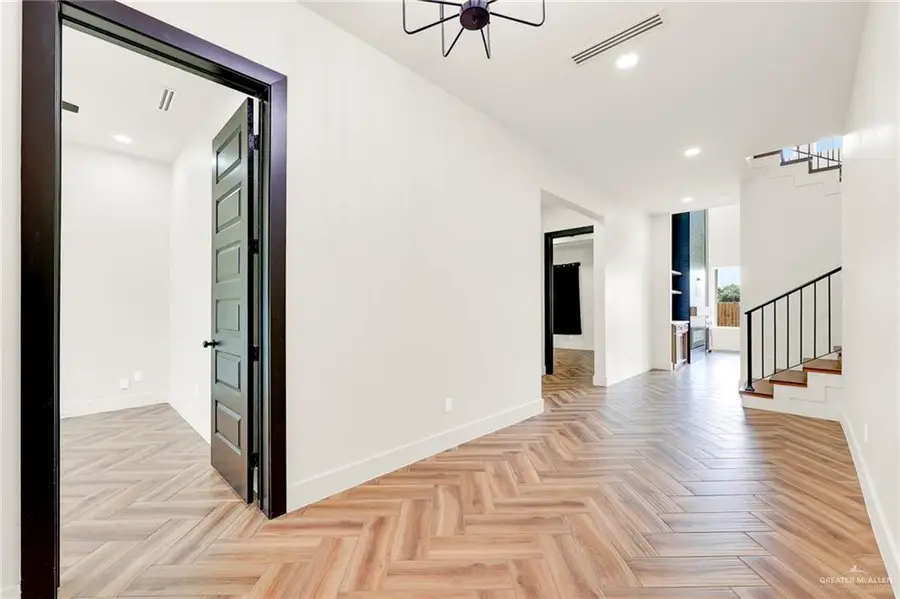 3004 Truman Avenue, Mission, TX 78574 - Image #3