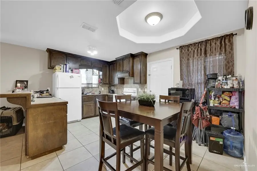 201 W Albatross Avenue, Pharr, TX 78577 - Image #3