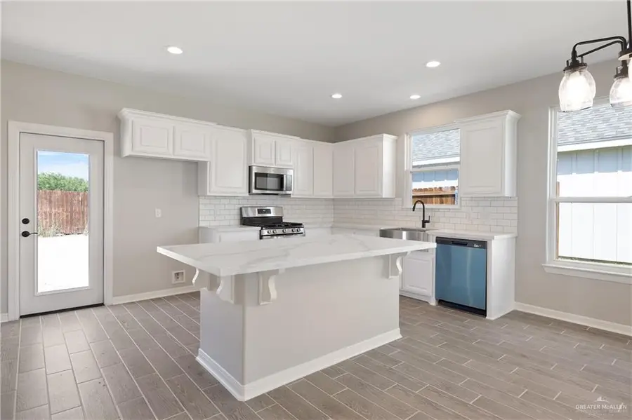 3204 Oriole Drive, Mission, TX 78572 - #2