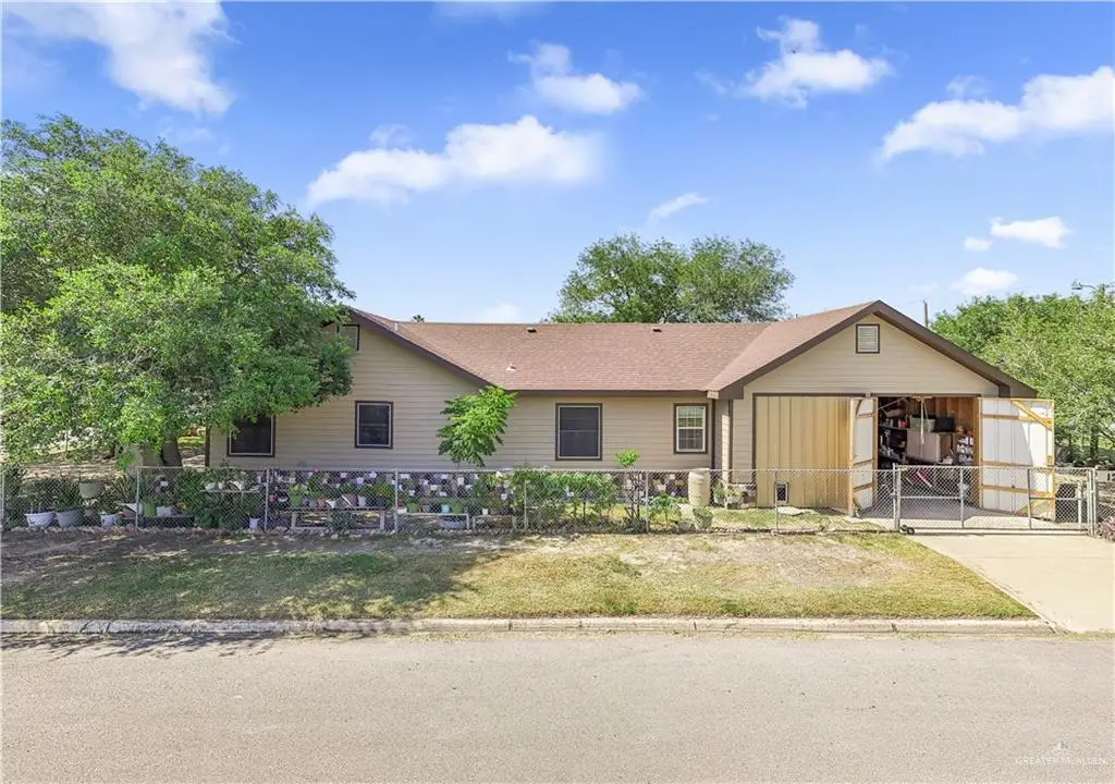 124 E Ester Street, Edcouch, TX 78538 - Image #1