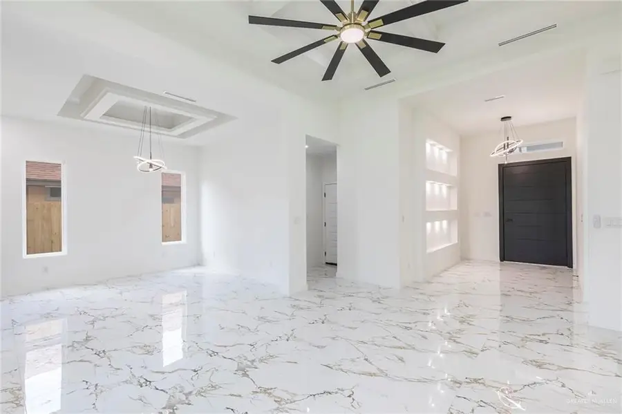 903 W La Quinta Avenue, Pharr, TX 78577 - Image #2