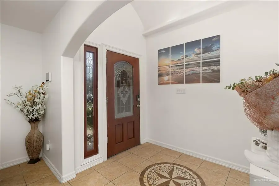 1105 W Solar Drive, Mission, TX 78574 - #2