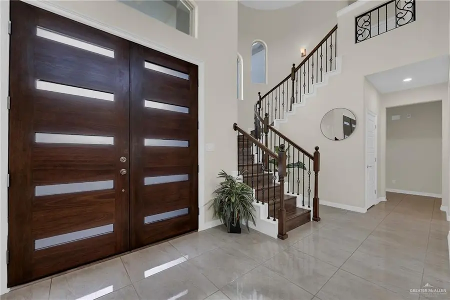 3817 Santa Fe Street, Edinburg, TX 78542 - Image #3